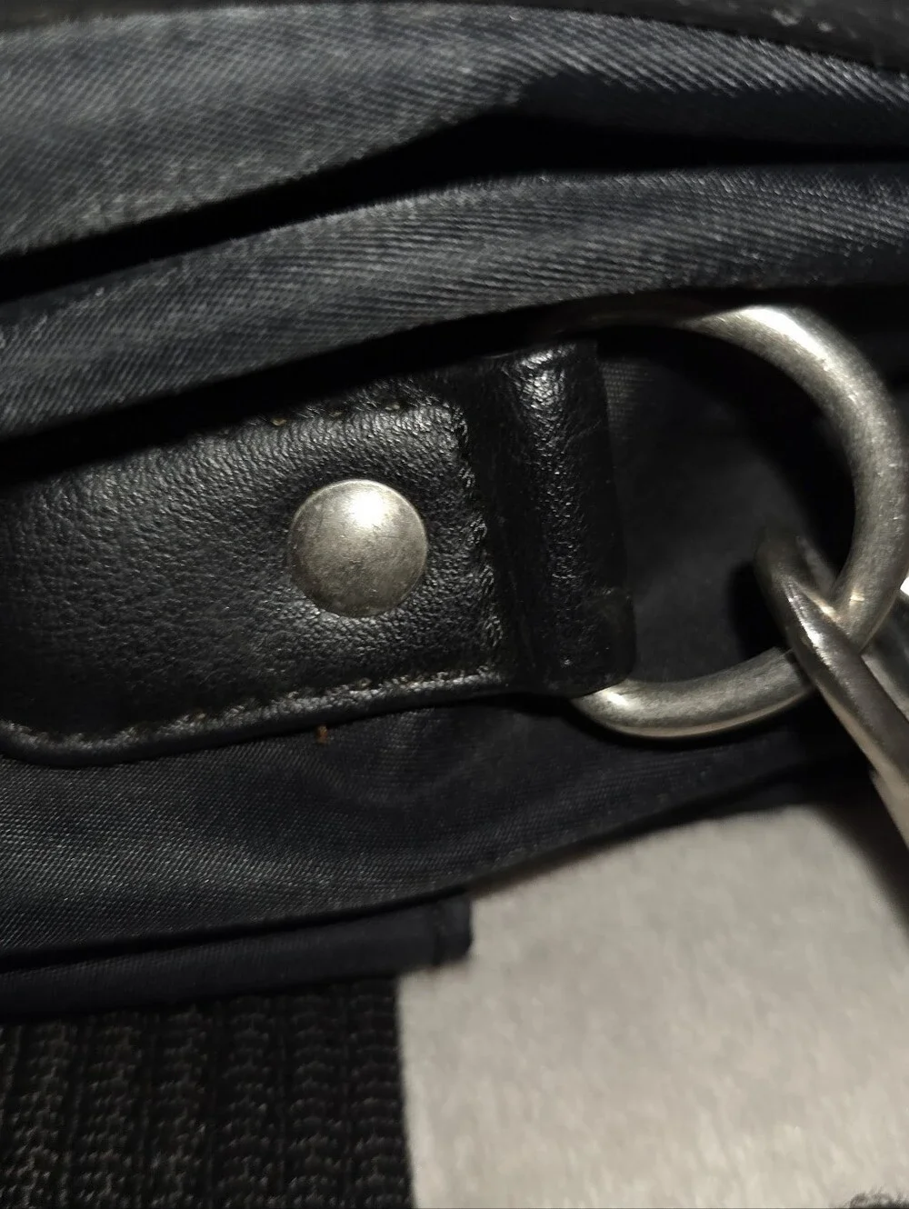 Geoffrey Beene Black Leather Messenger Briefcase Laptop Bag